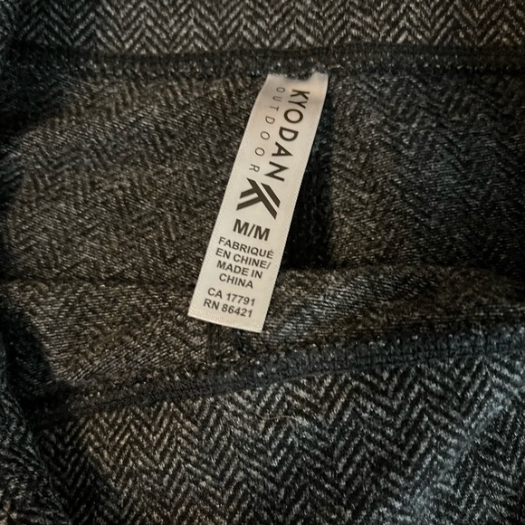 Women's Kyodan Activewear Leggings Size Medium - Picture 2 of 5